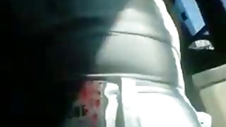 डॉक्टर के सामने गड़बड़ से रूसी कुंवारी
