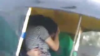 लड़का मुंडा बिल्ली अश्लील में दो सेक्सी सहपाठियों fucks