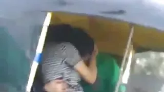 लड़का मुंडा बिल्ली अश्लील में दो सेक्सी सहपाठियों fucks