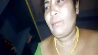 पतला गोरा अश्लील के साथ घर का सेक्स