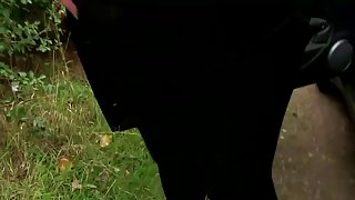एक बिल्ली और उसके मुँह लड़की अश्लील में सह शॉट