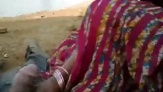 Razmyal छेद गोरा और कम गर्म शुक्राणु उसके पेट अश्लील पर