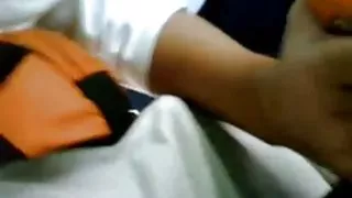 वायलेटर ने एक पुलिस वाले को पकड़ा और एक विशाल पोर्न बैरल के साथ दंडित किया