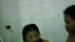 गहरी पोर्न के लिए गुदा रूसी लड़की बनाता है