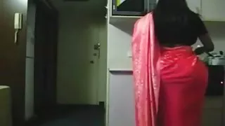 पोर्न जांच के बाद दो डॉक्टरों में एक मरीज है