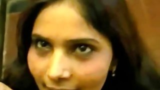 मास्क में भूखे लोग सुंदरियों अश्लील